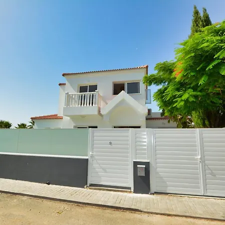 Villa Carib Nissi
